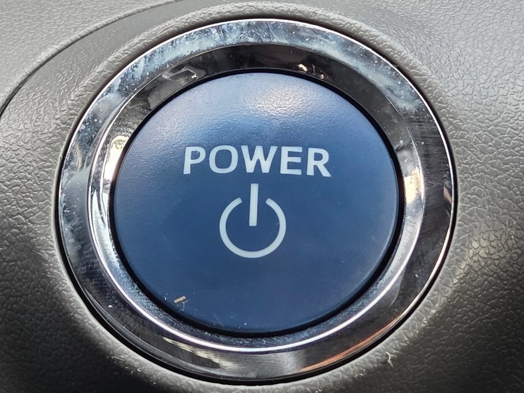 Used 2020 Toyota Avalon Limited w/ Advanced Safety Package FWD image 40
