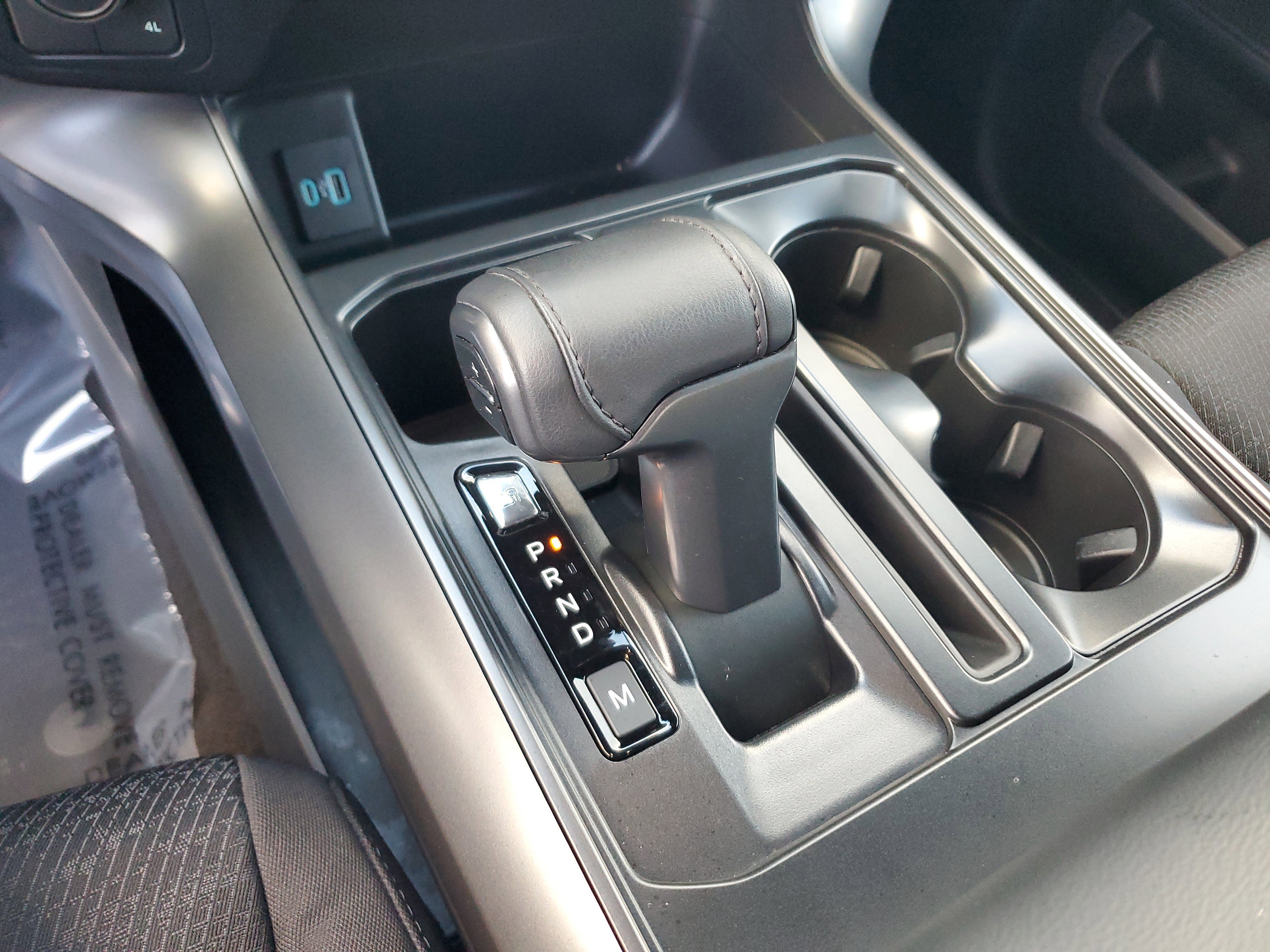 Used 2024 Ford F150 XLT w/ XLT Black Appearance Package image 18