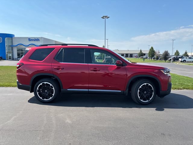New 2026 Honda Pilot Touring image 2