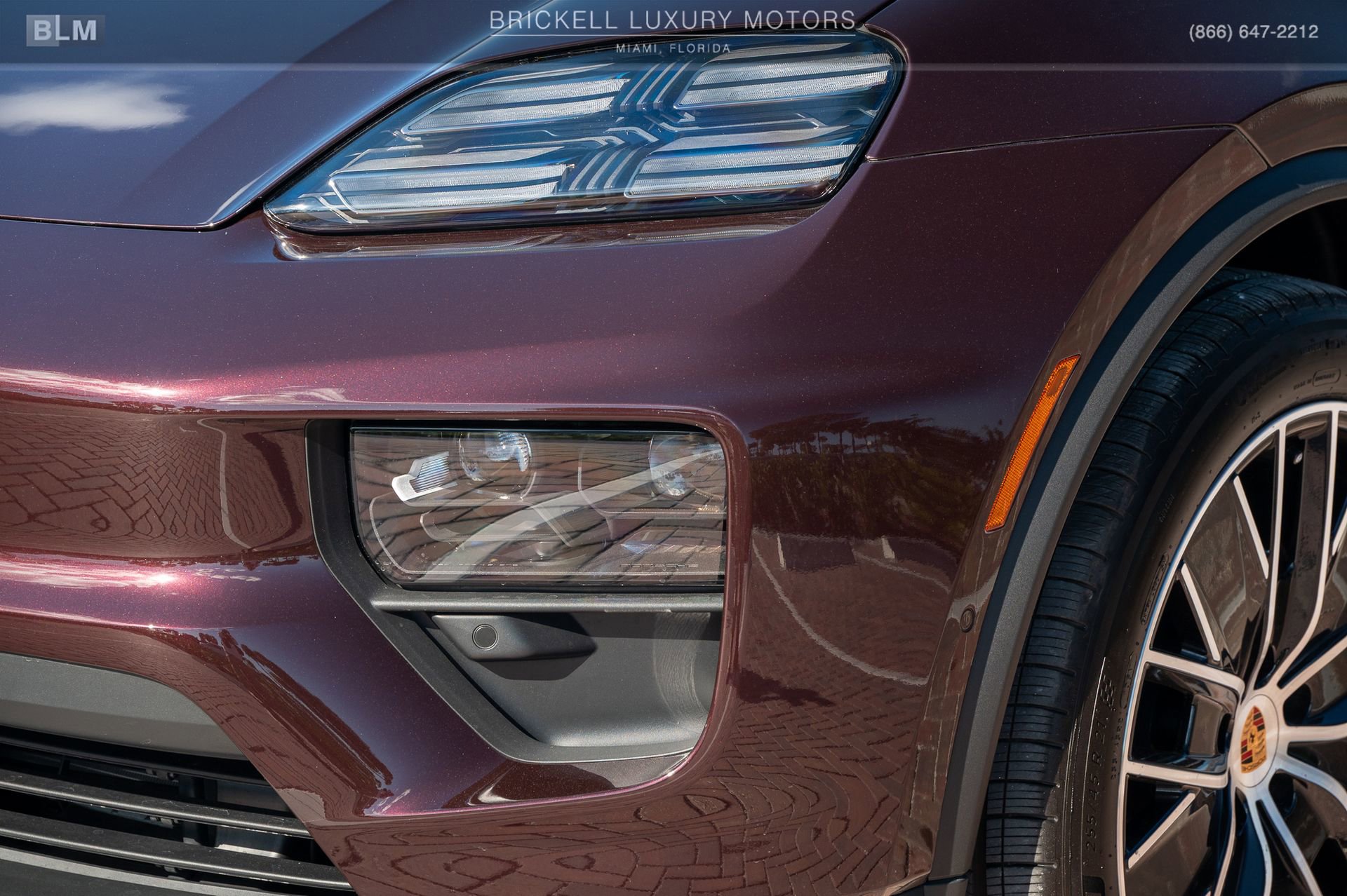 Used 2025 Porsche Macan 4 Electric image 55