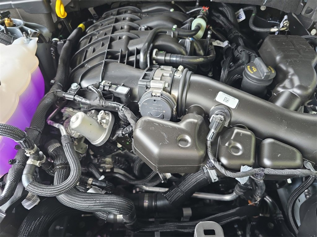 New 2025 Jeep Grand Cherokee Summit w/ Luxury Tech Group V image 32