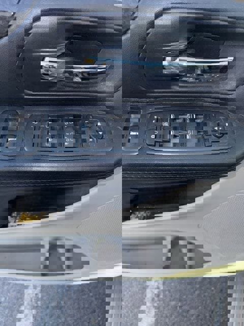 Used 2016 Dodge Grand Caravan SXT w/ Rear Park Assist Package image 25