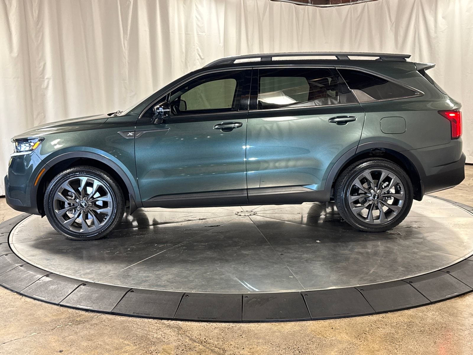Used 2022 Kia Sorento SX Prestige AWD/4WD image 5