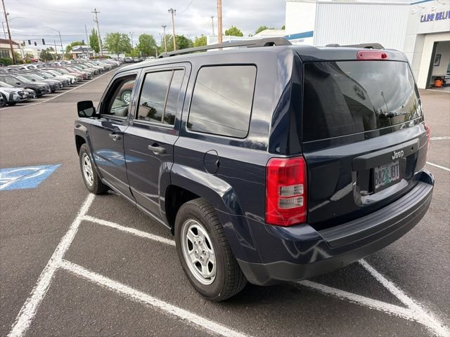 Used 2016 Jeep Patriot Sport FWD image 7