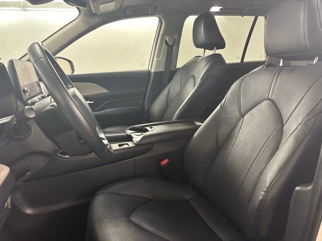 Used 2024 Toyota Grand Highlander Limited image 21