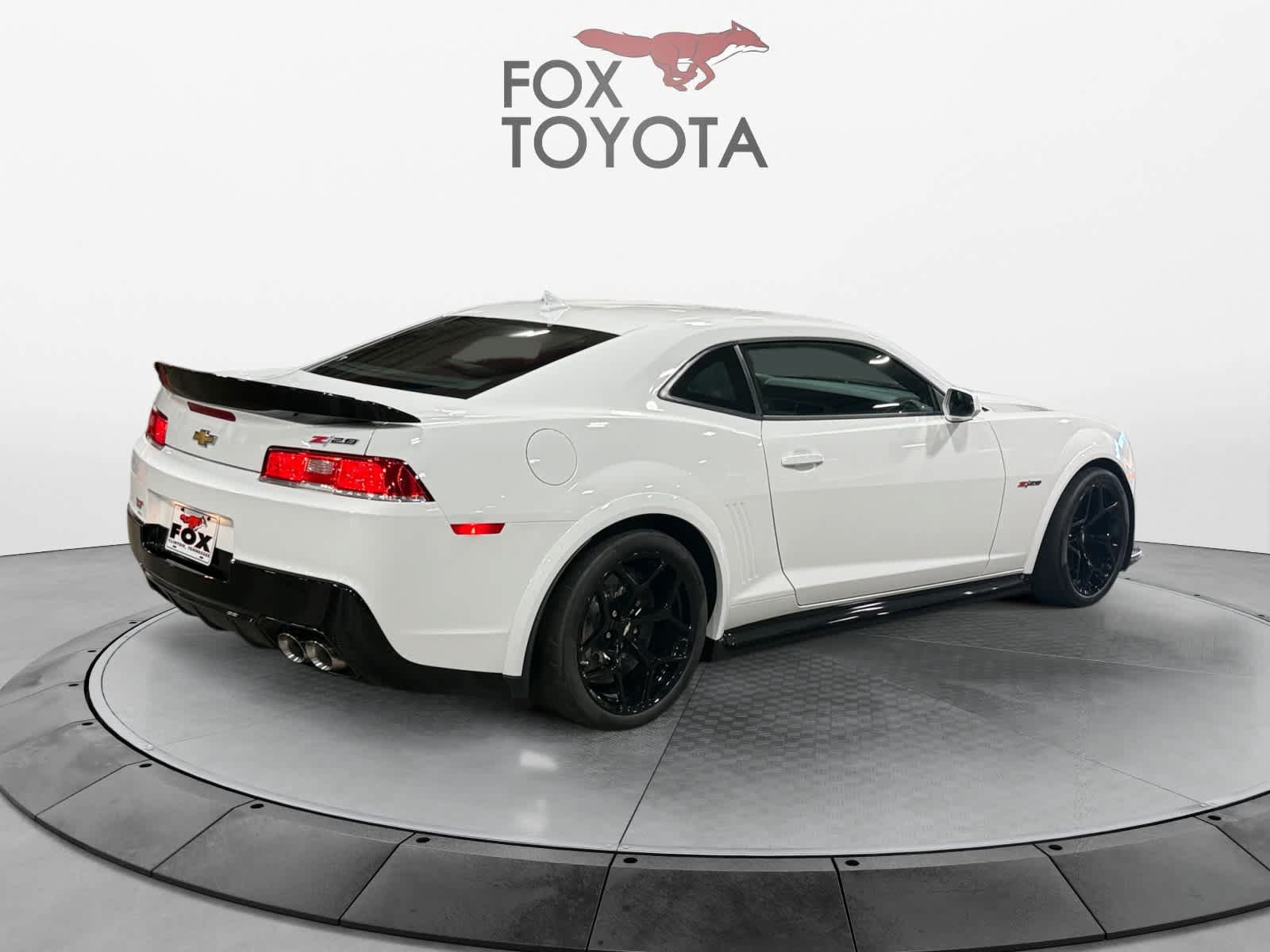 Used 2015 Chevrolet Camaro Z/28 RWD image 6