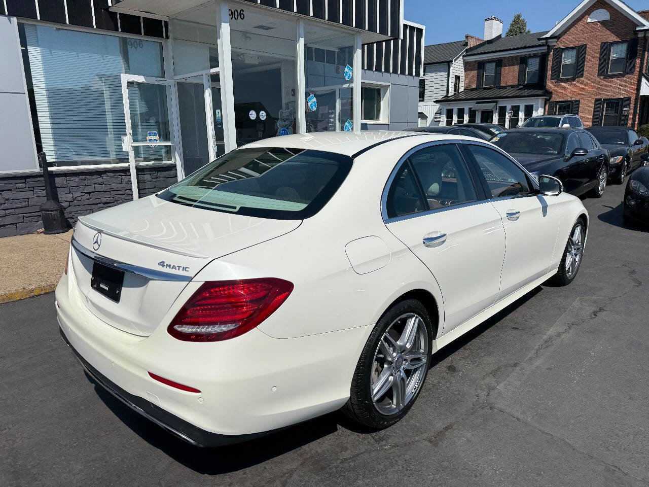 Used 2017 Mercedes-Benz E 300 4MATIC w/ Premium 2 Package image 7