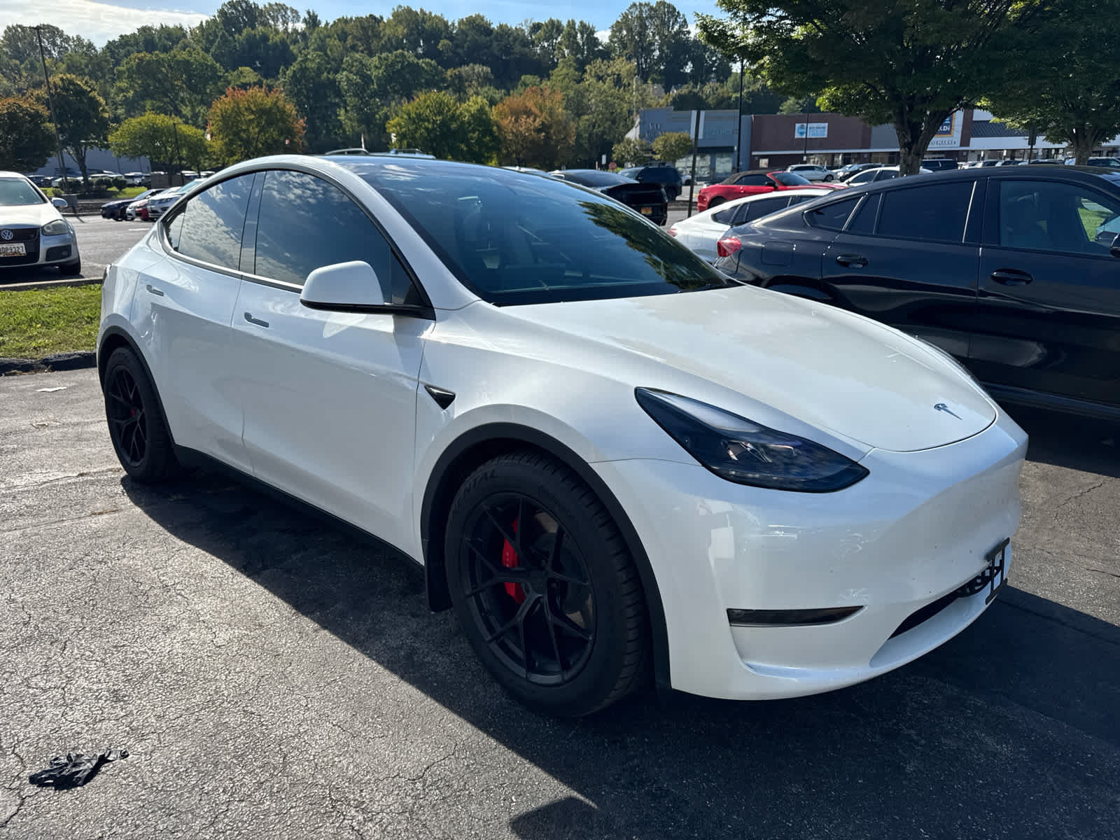 Used 2023 Tesla Model Y Performance AWD/4WD image 1