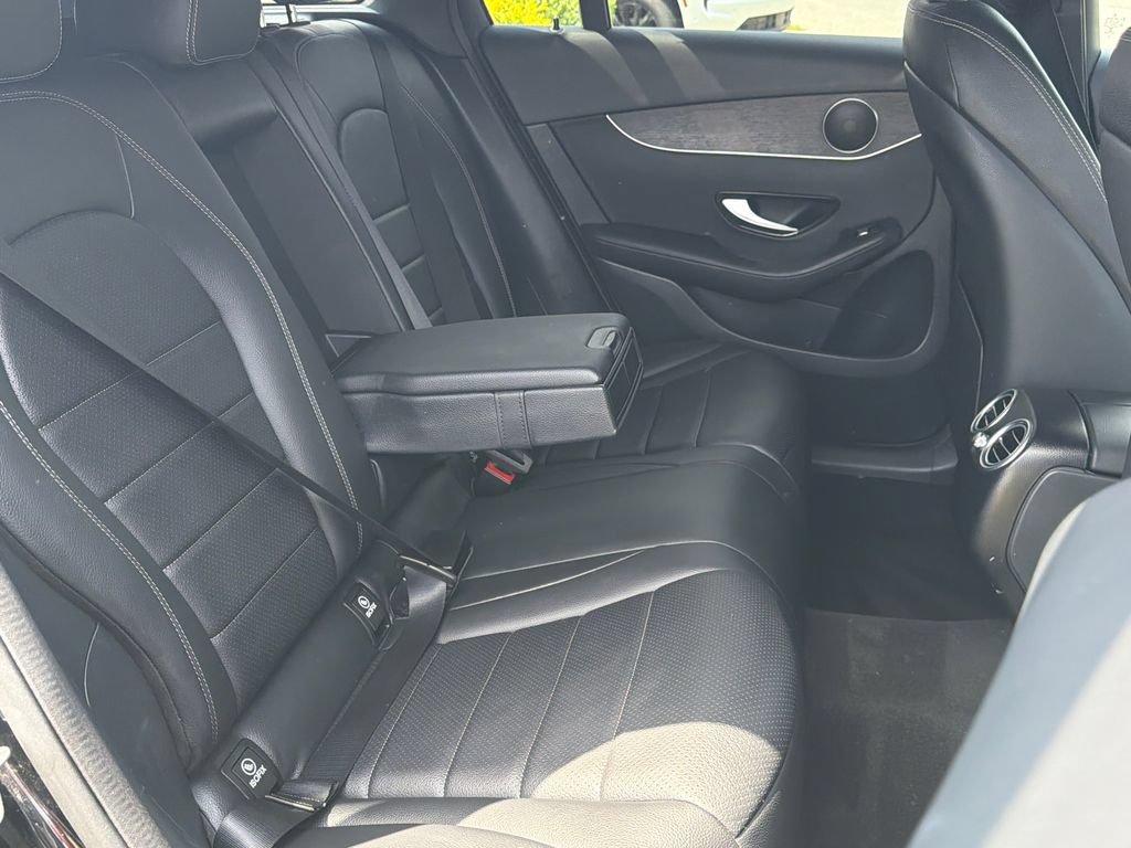 Used 2022 Mercedes-Benz GLC 300 4MATIC w/ Premium Package Lite image 10