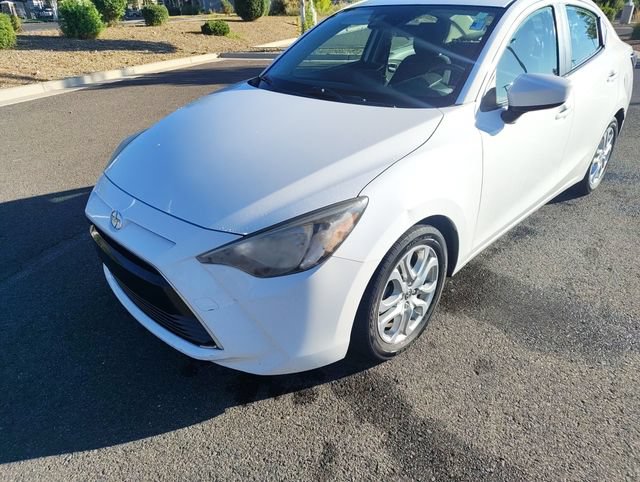 Used 2016 Scion iA FWD image 7