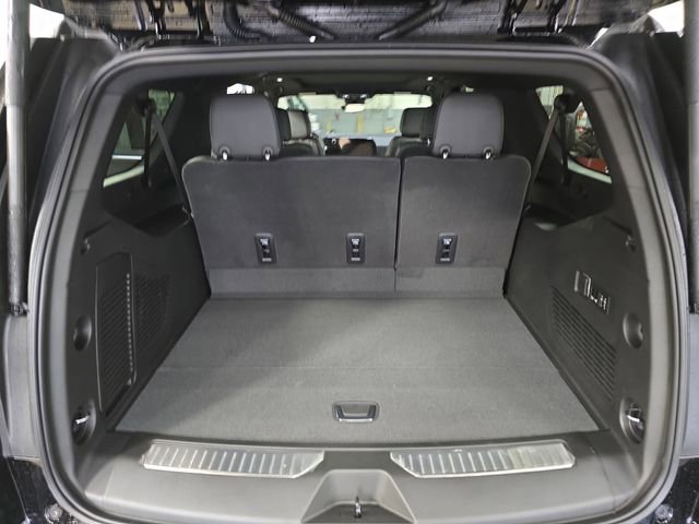New 2026 Chevrolet Suburban High Country w/ LPO, Illumination Package image 14