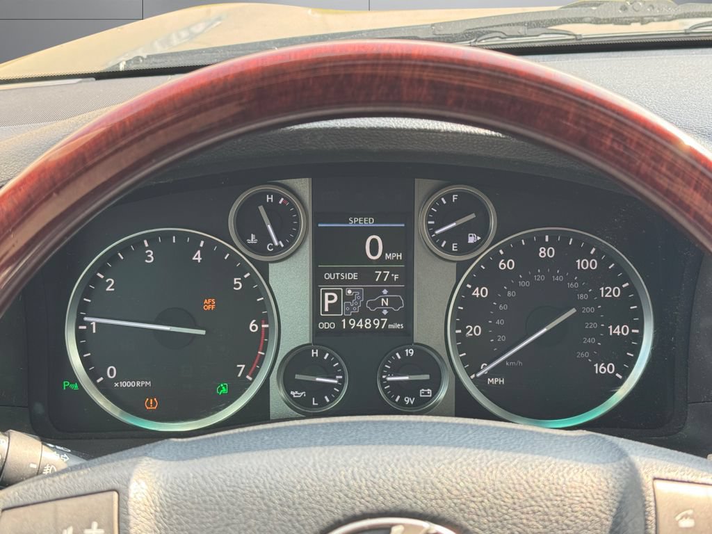 Used 2014 Lexus LX 570 4WD image 14