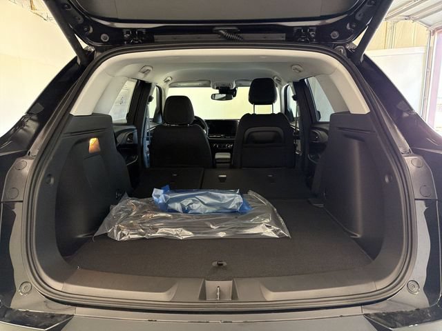 New 2026 Chevrolet TrailBlazer LT w/ Convenience Package FWD image 19