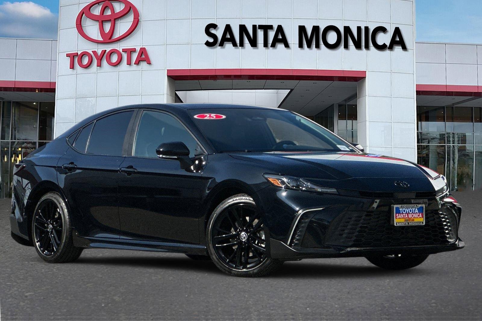 Used 2025 Toyota Camry SE