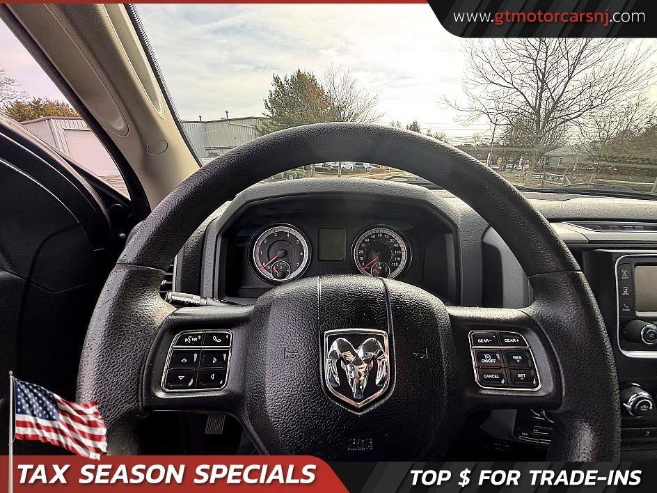 Used 2017 RAM 1500 Express w/ Black Ram 1500 Express Group AWD/4WD image 20