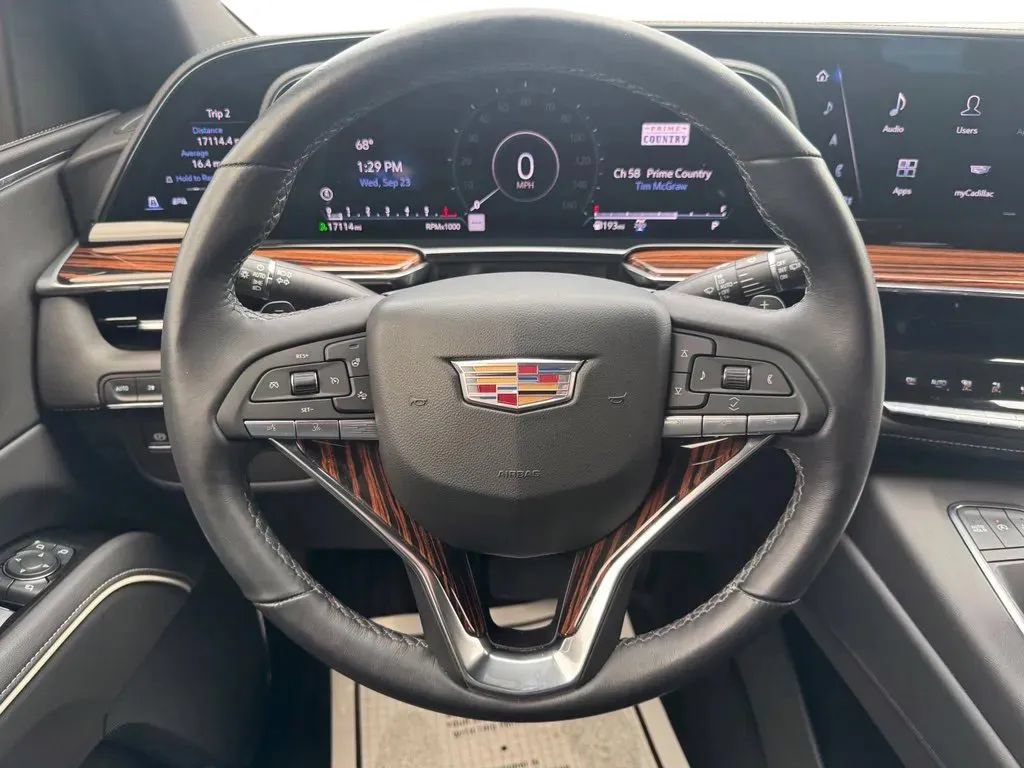Used 2024 Cadillac Escalade Luxury AWD/4WD image 26