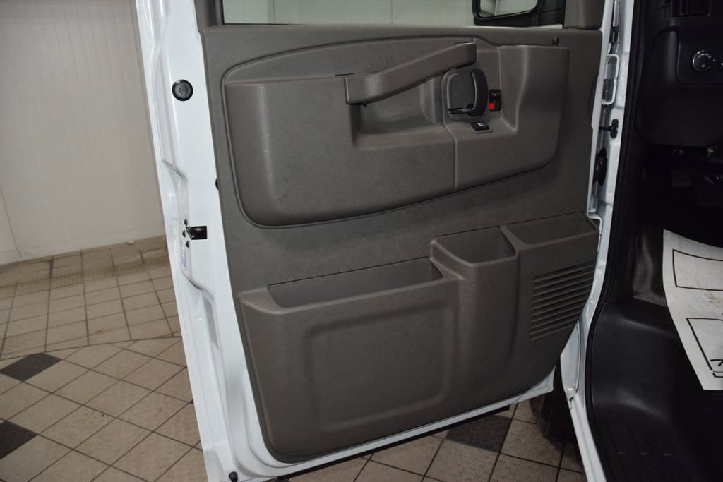 New 2026 Chevrolet Express 3500 Extended w/ Driver Convenience Package RWD image 27