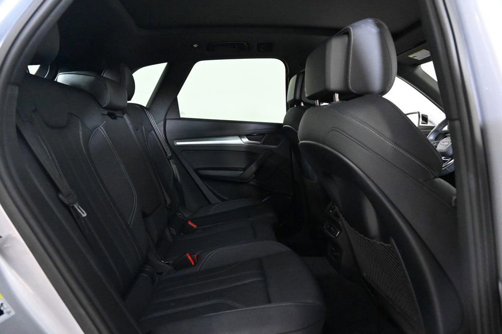 Certified 2025 Audi Q5 2.0T Premium w/ Convenience Plus Package image 17