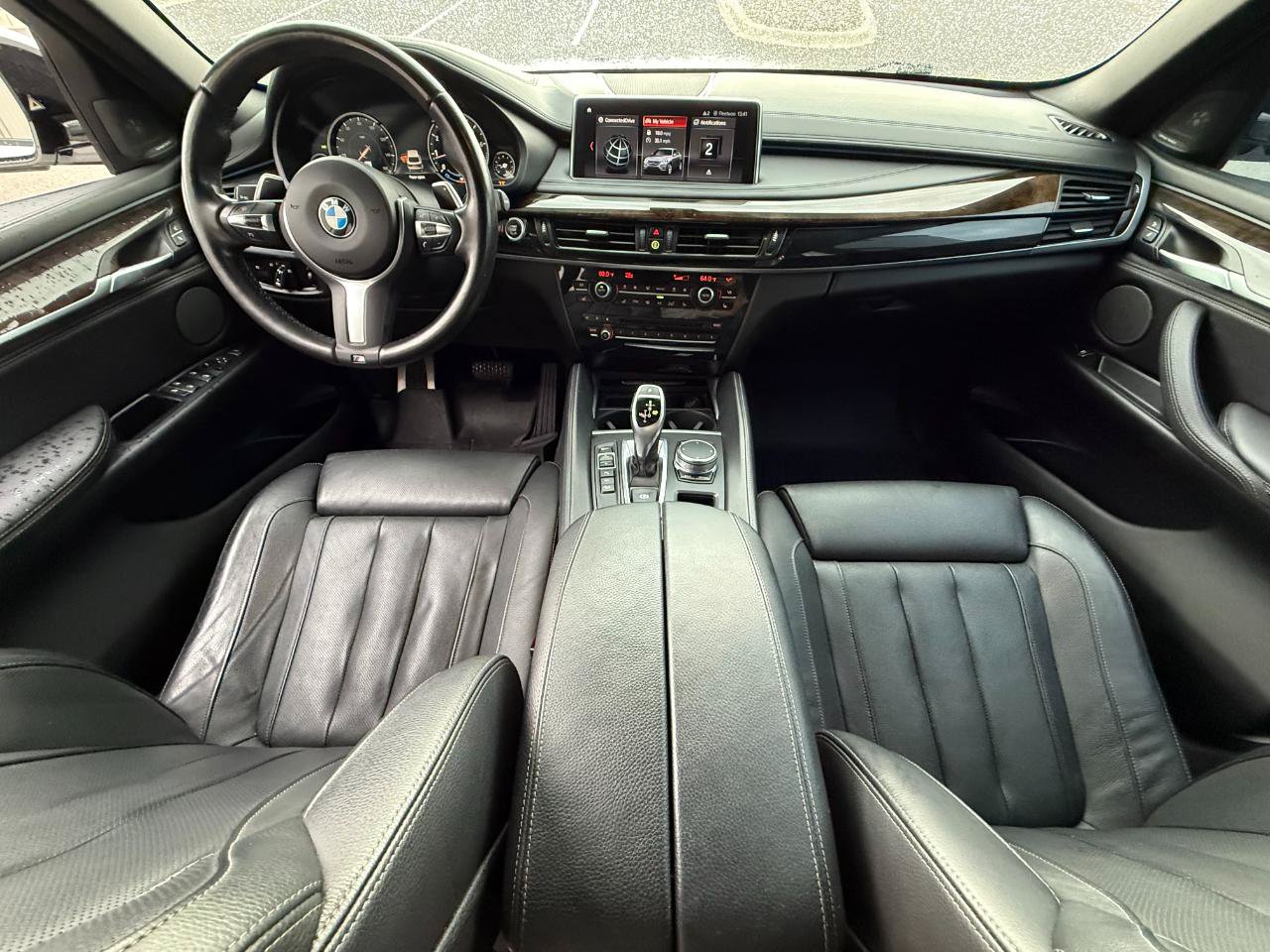 Used 2019 BMW X6 xDrive50i w/ M Sport Package AWD/4WD image 9