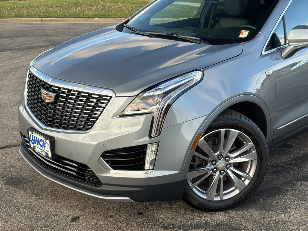 Used 2024 Cadillac XT5 Premium Luxury w/ LPO, Floor Liner Package AWD/4WD image 8