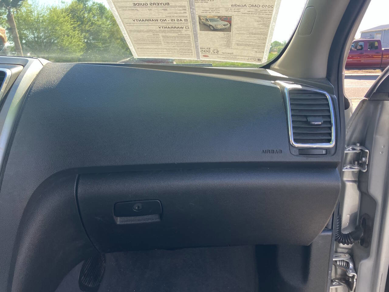 Used 2010 GMC Acadia SL image 27