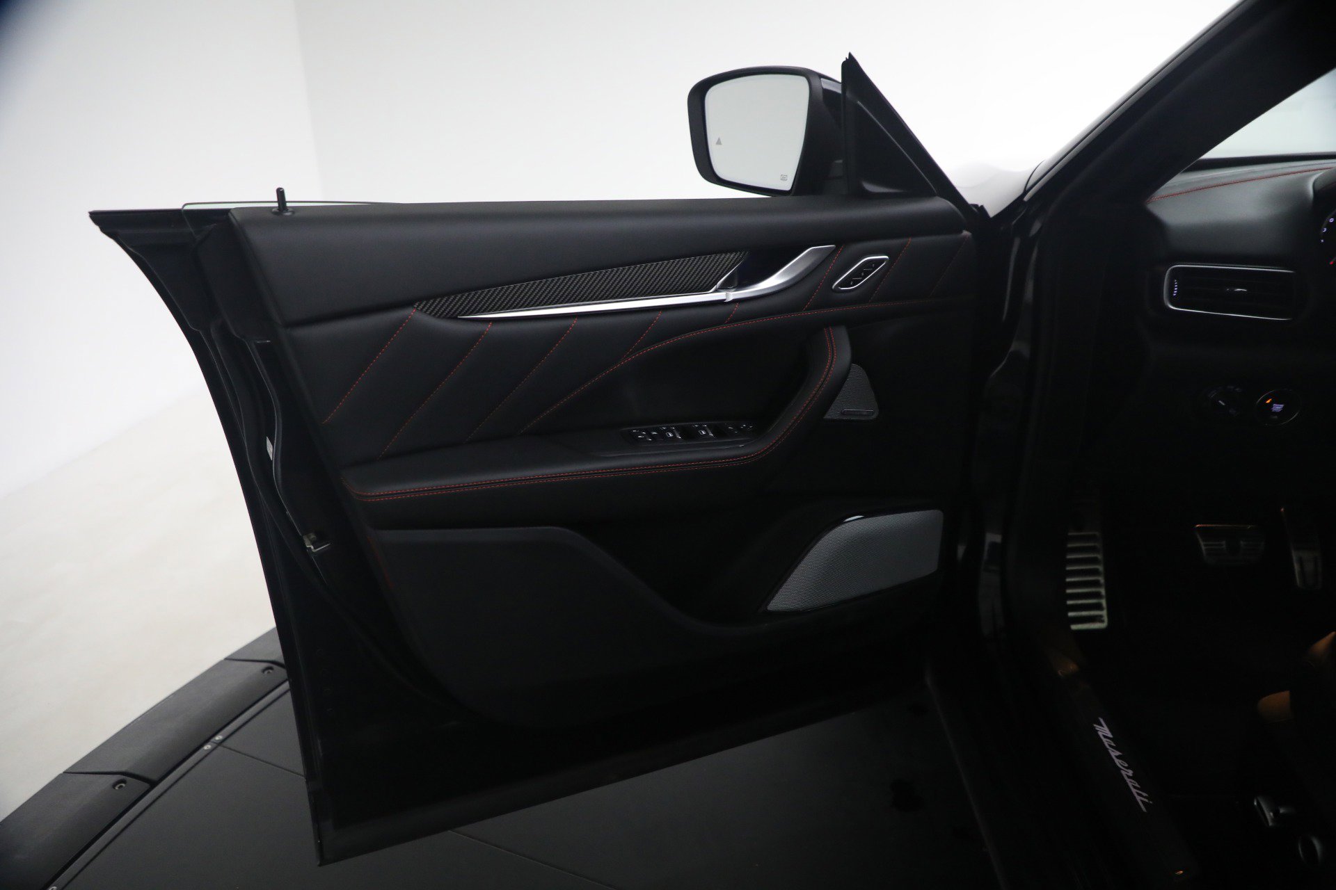 Certified 2023 Maserati Levante Modena S AWD/4WD image 22