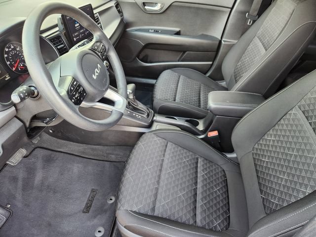 Used 2023 Kia Rio S w/ Technology Package FWD image 4