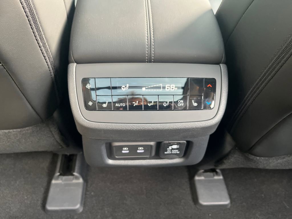 New 2026 Nissan Pathfinder Platinum image 30