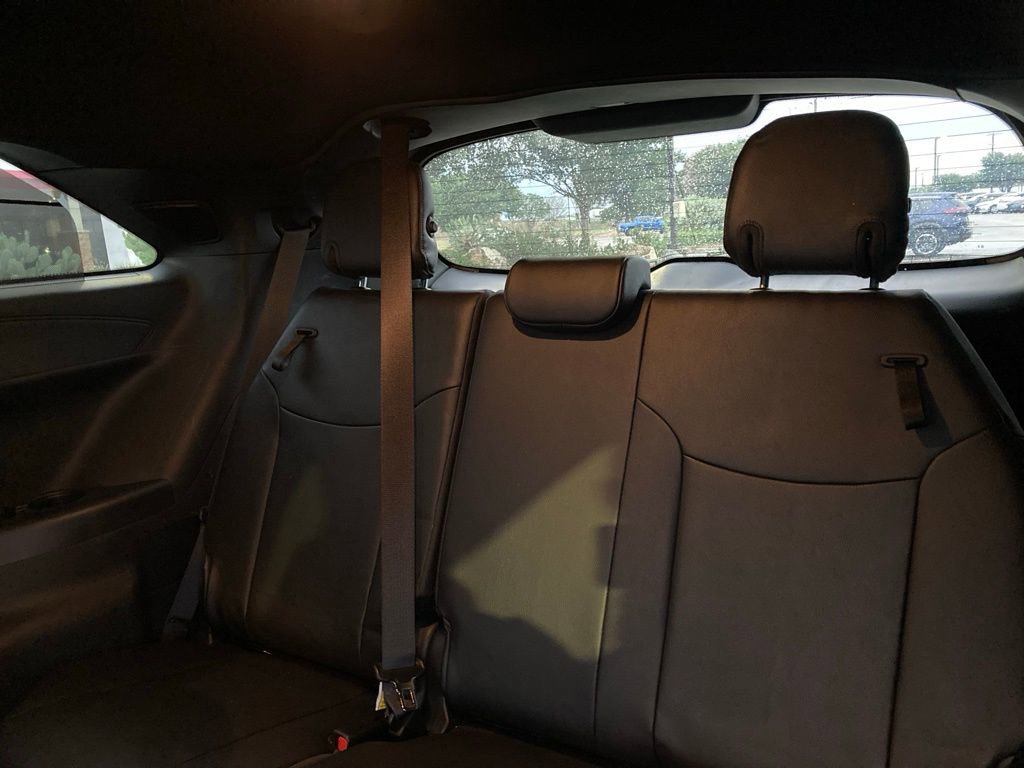 Used 2025 Toyota Sienna Platinum image 12