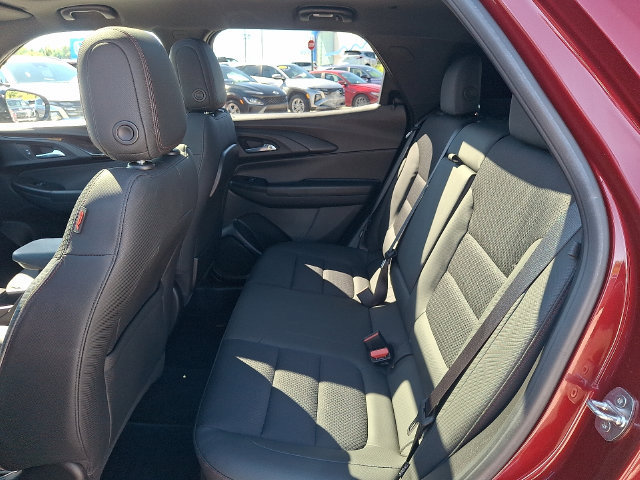Used 2023 Chevrolet TrailBlazer RS w/ Sun and Liftgate Package AWD/4WD image 10