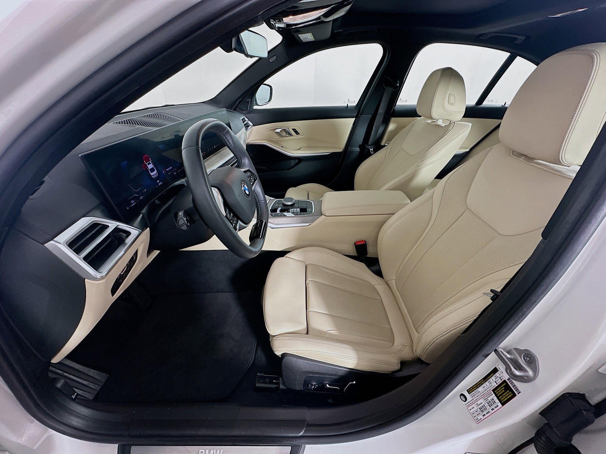 Used 2025 BMW 330i 330i image 13