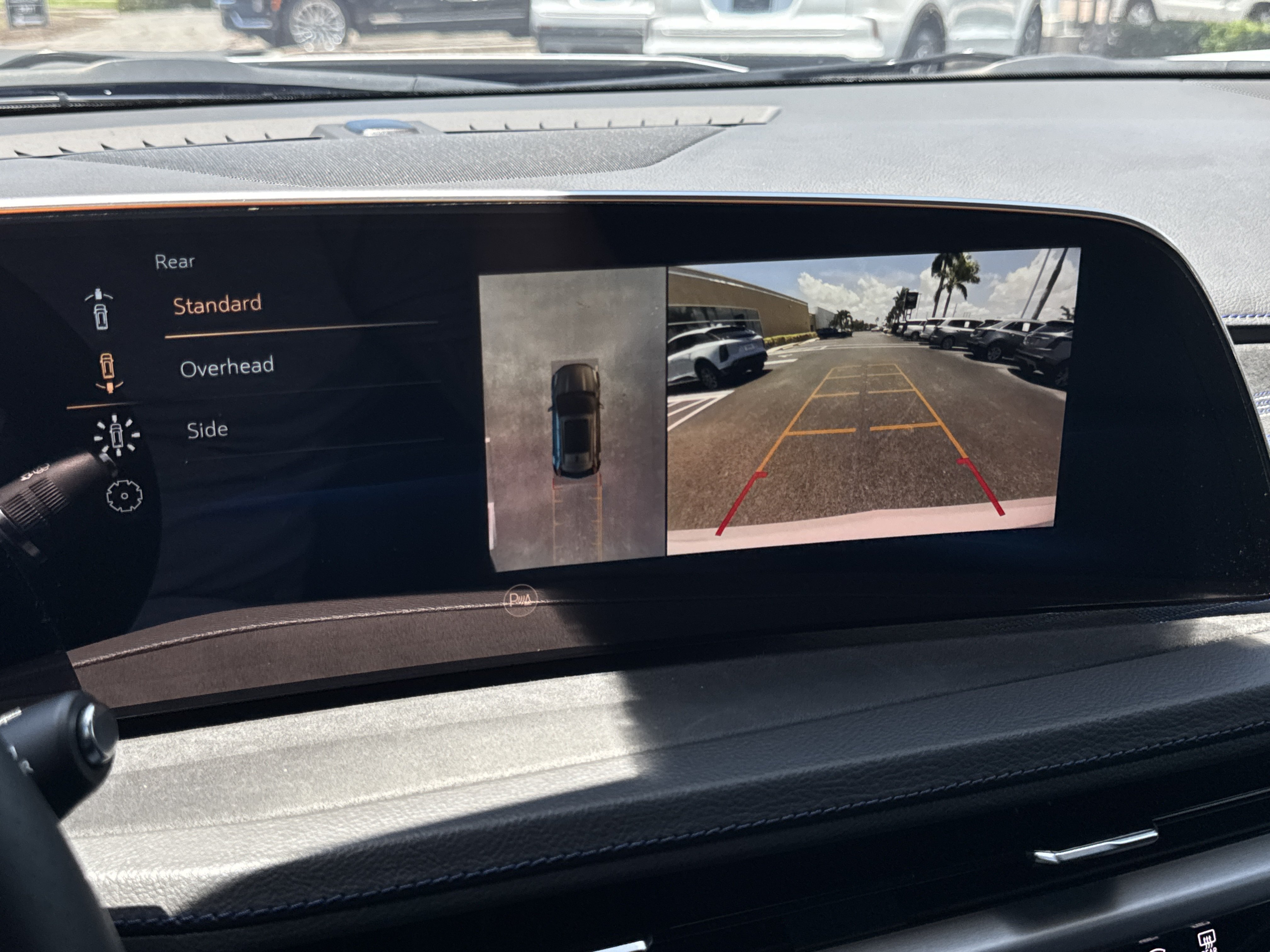 Certified 2025 Cadillac XT4 Sport w/ LPO, Onyx Lite Package FWD image 27