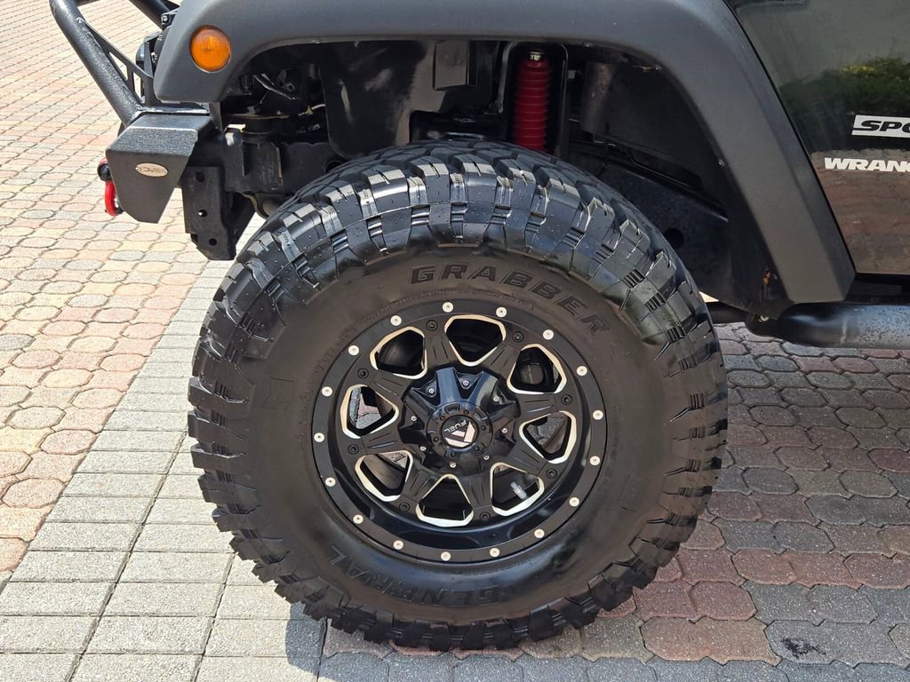 Used 2016 Jeep Wrangler Sport AWD/4WD image 10