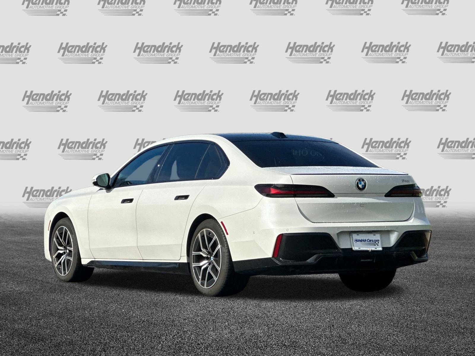 Certified 2023 BMW 740i image 7