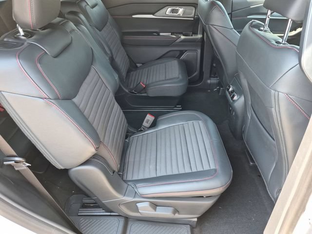 New 2027 Ford Explorer ST-Line w/ Premium Package AWD/4WD image 21