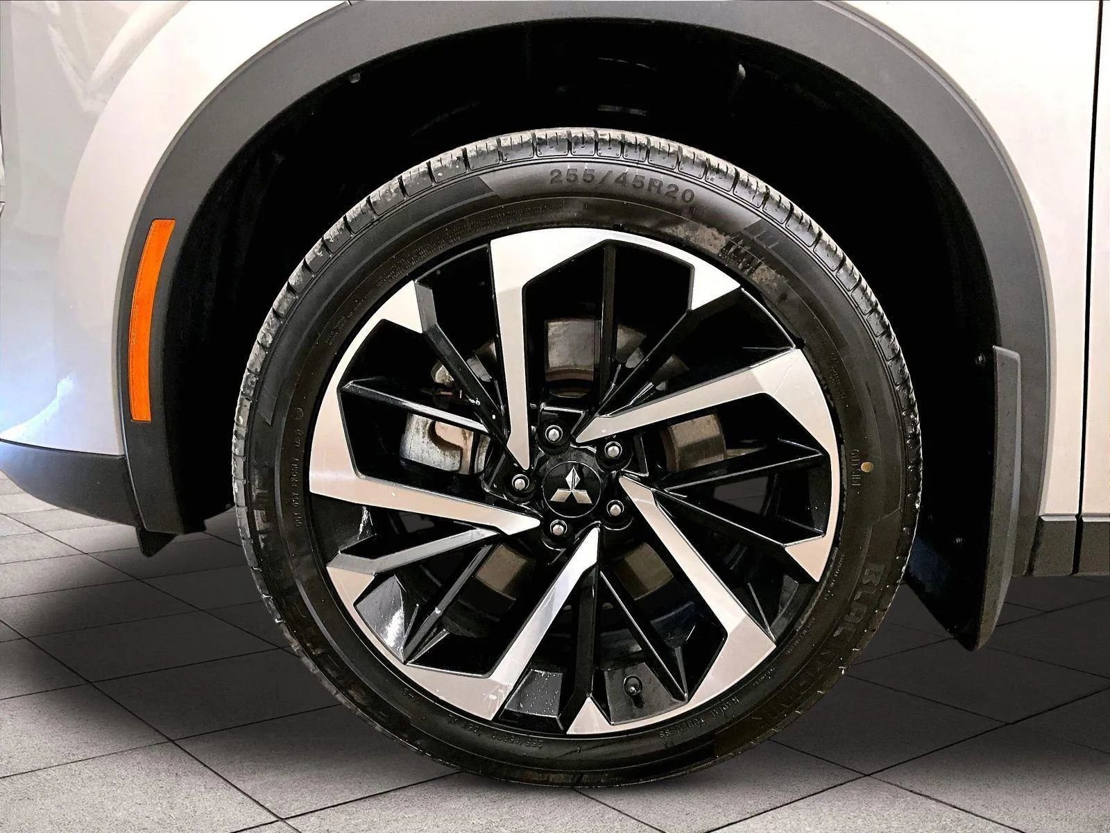 Used 2022 Mitsubishi Outlander SE image 8