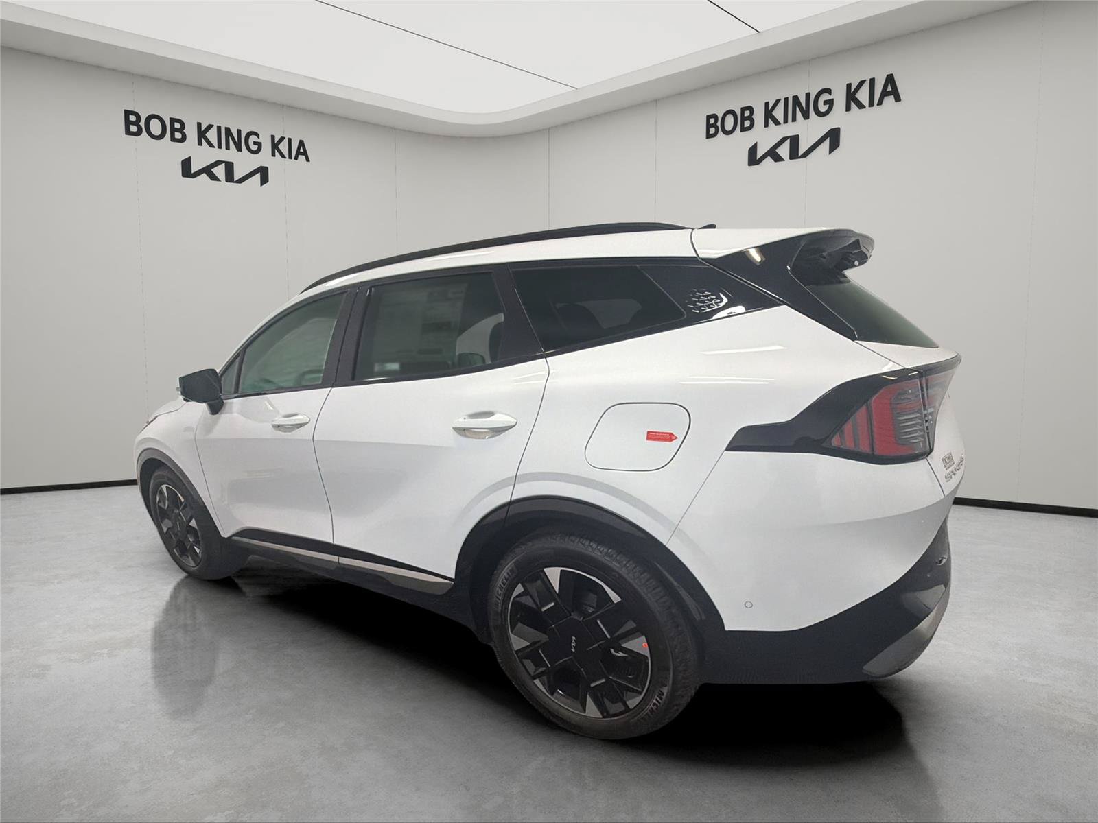 New 2026 Kia Sportage SX FWD image 3