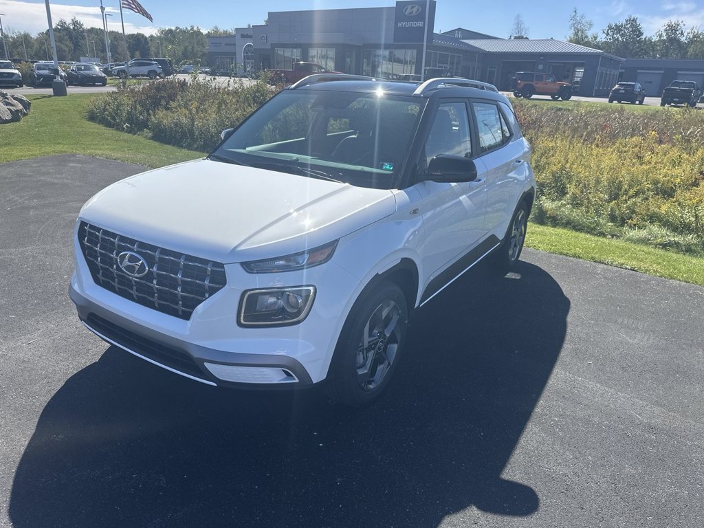 New 2026 Hyundai Venue SEL FWD image 4