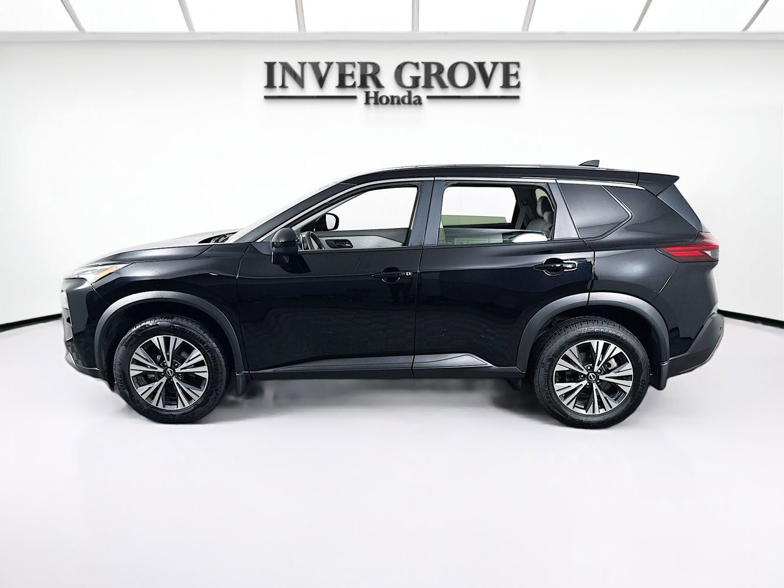 Used 2023 Nissan Rogue SV AWD/4WD image 8