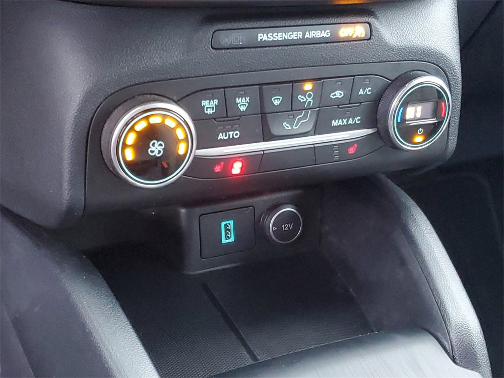 Used 2020 Ford Escape SE image 22