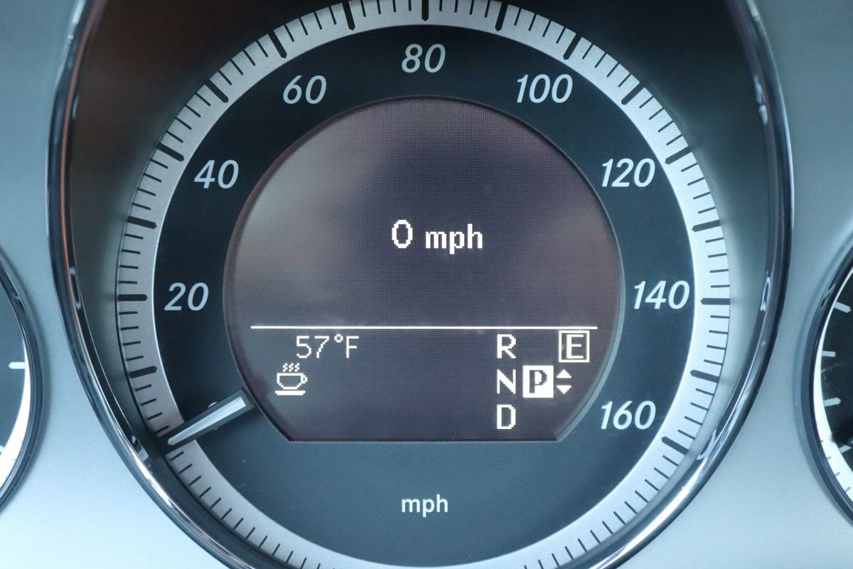 Used 2011 Mercedes-Benz E 350 4MATIC image 45