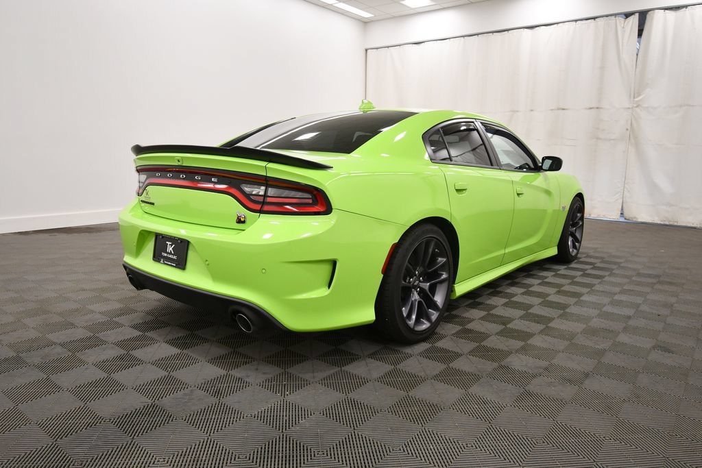 Used 2023 Dodge Charger Scat Pack w/ Technology Group RWD image 8