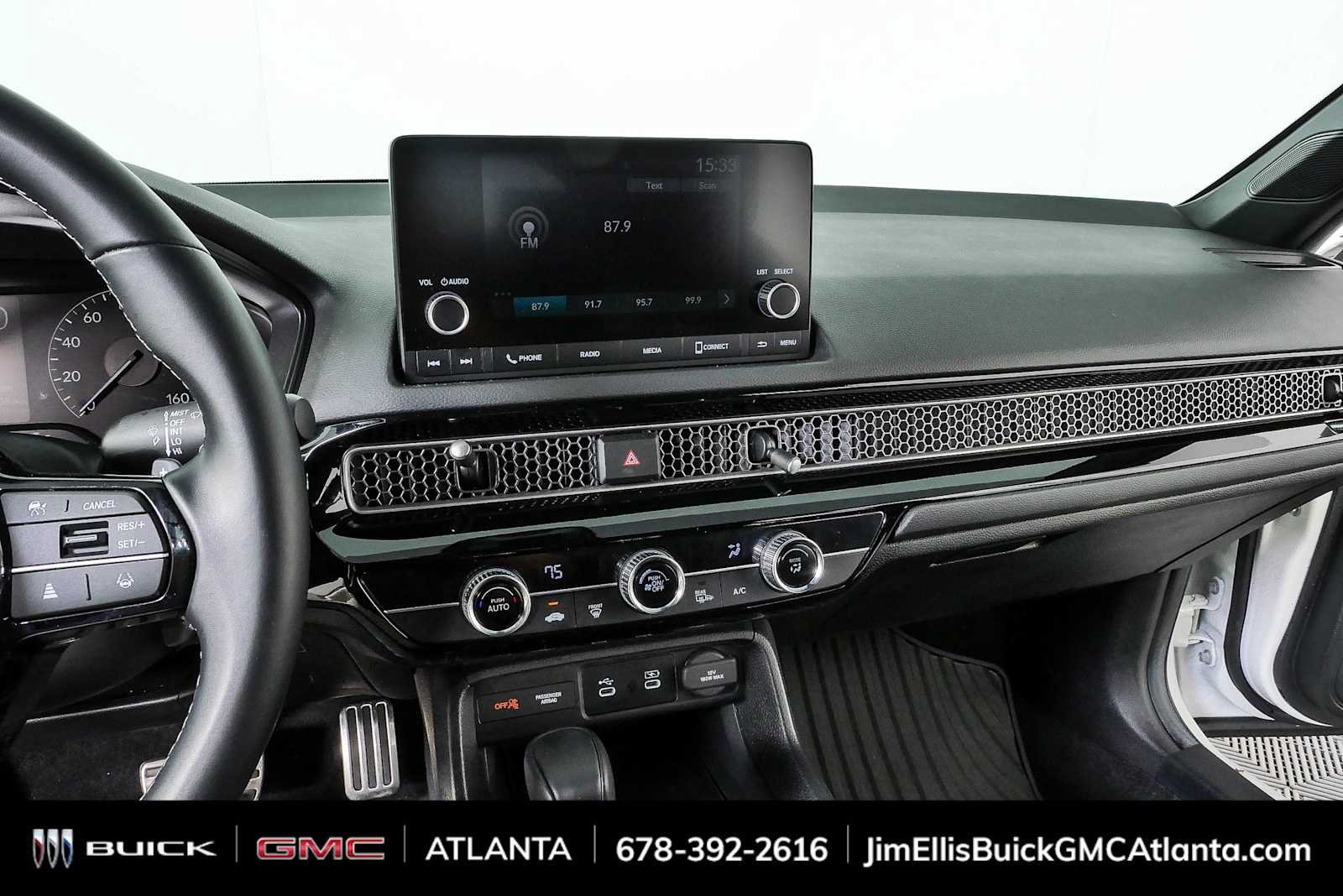 Used 2025 Honda Civic Sport image 12