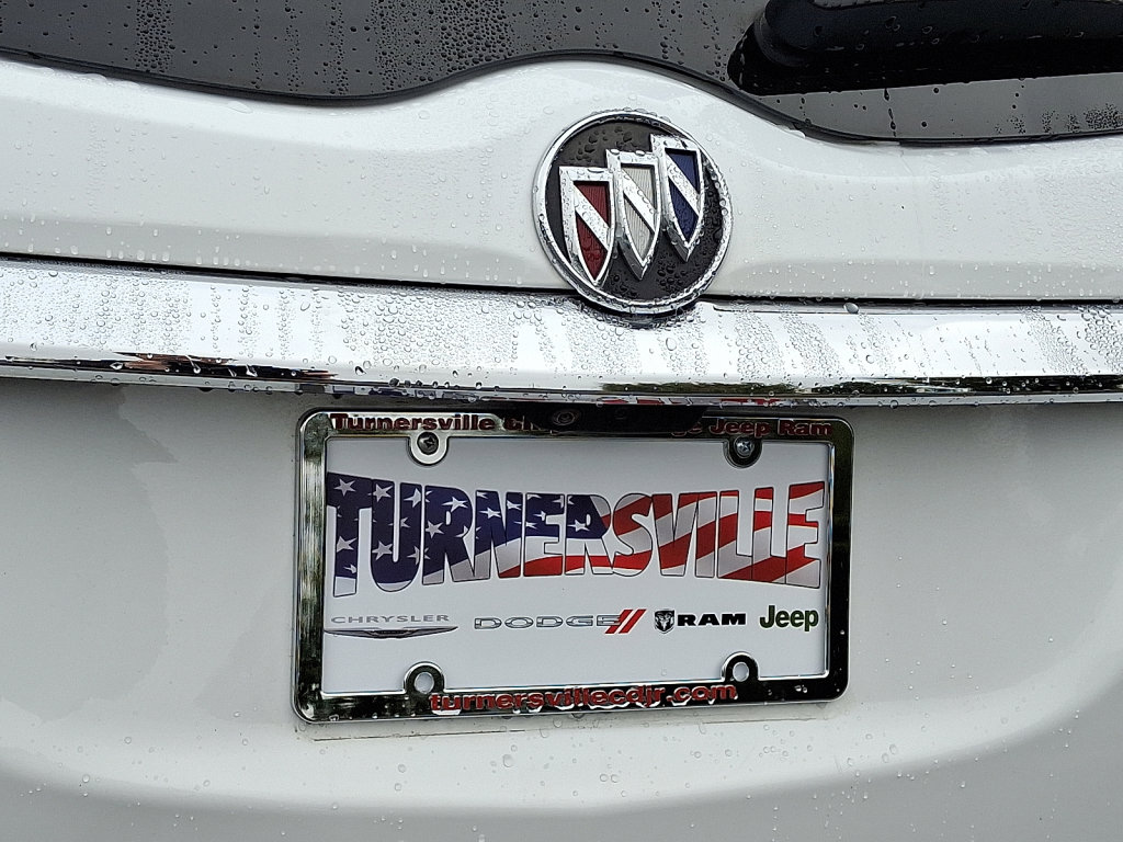 Used 2024 Buick Enclave Premium image 16