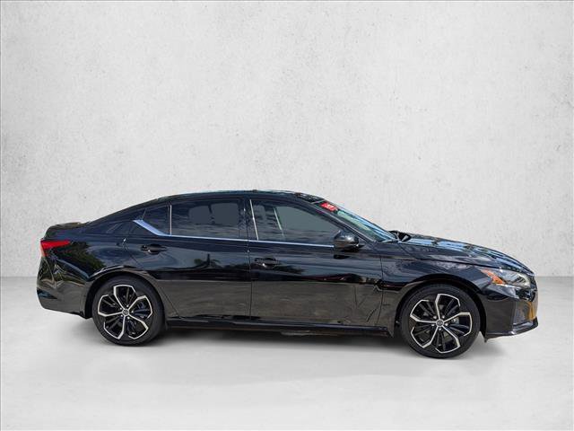 Certified 2023 Nissan Altima 2.5 SR FWD video 4