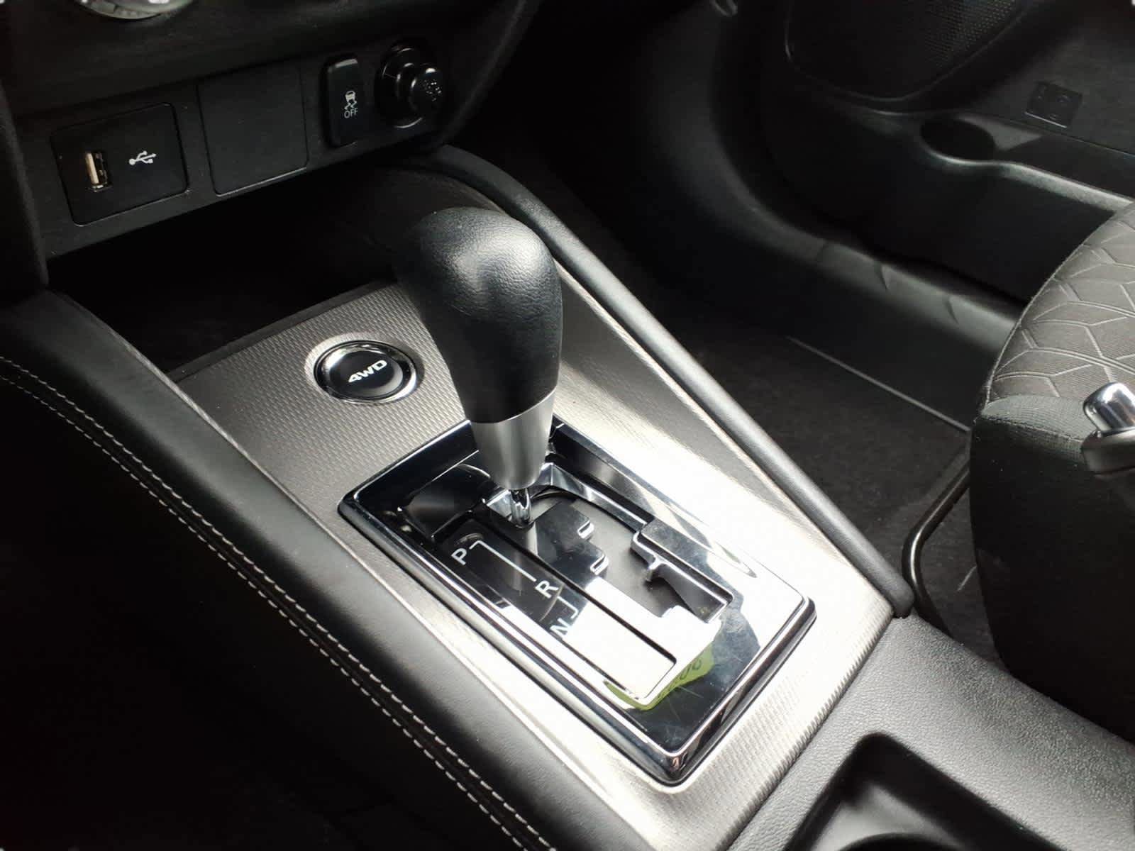 Used 2025 Mitsubishi Outlander Sport ES image 19
