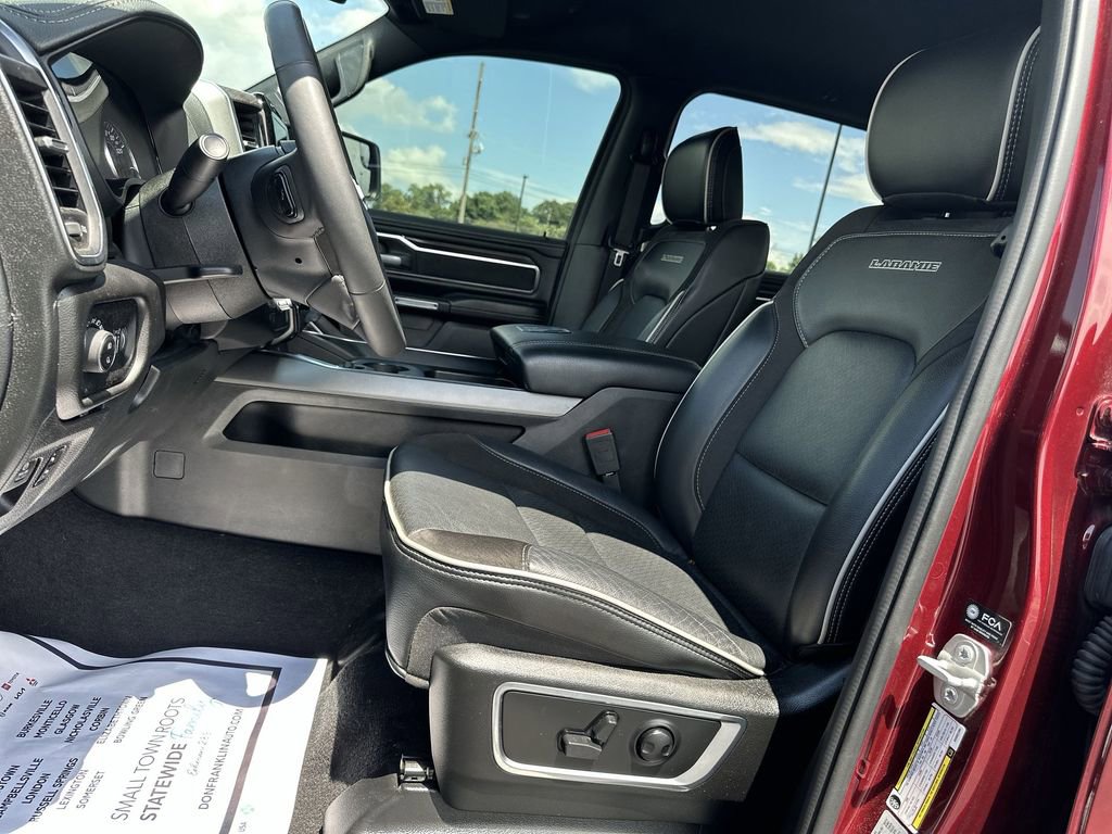 Used 2025 RAM 1500 Laramie w/ Sport Appearance Package AWD/4WD image 17