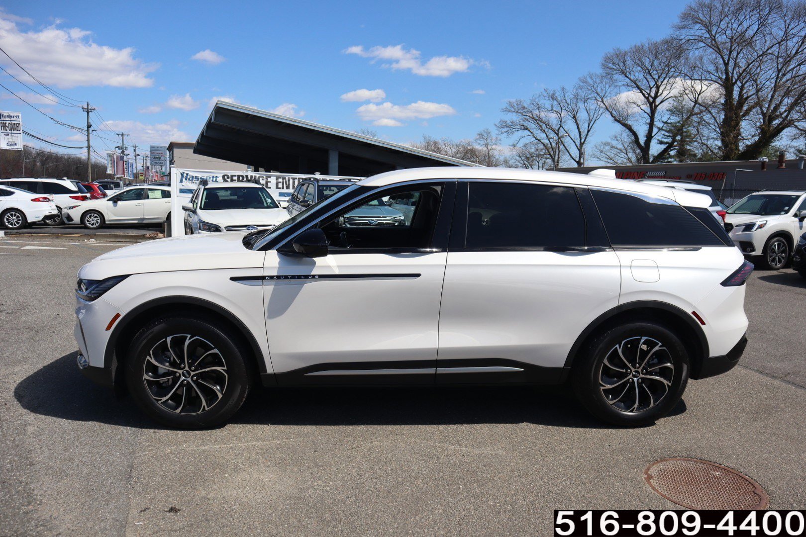 Used 2026 Lincoln Nautilus Premier image 8