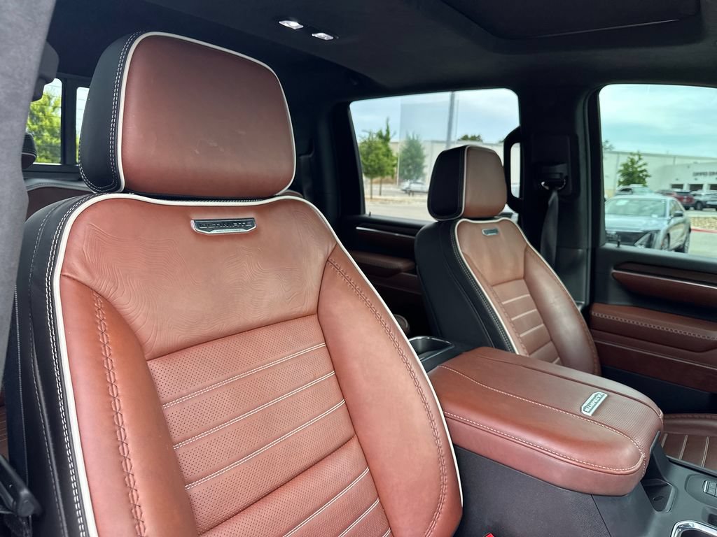 Used 2025 GMC Sierra 2500 Denali Ultimate AWD/4WD image 36