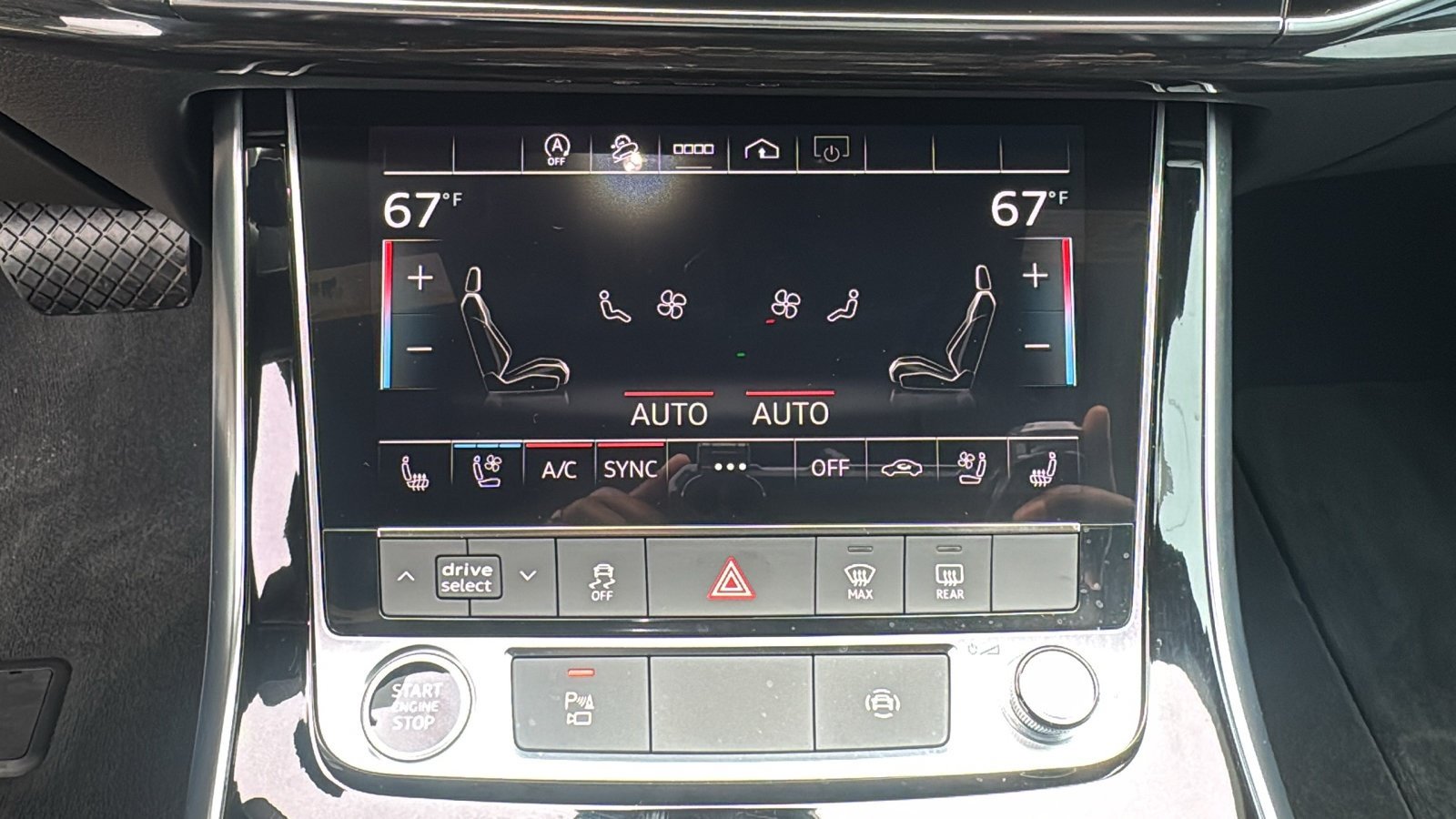 Used 2024 Audi Q8 Premium Plus AWD/4WD image 20